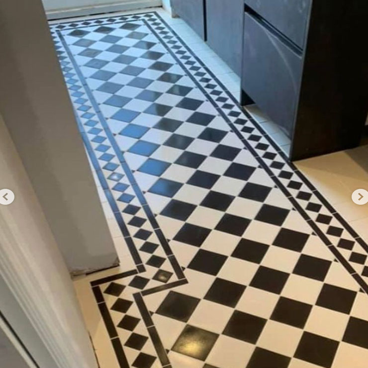 floor tiler
