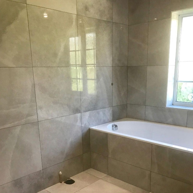 Bathroom tiler