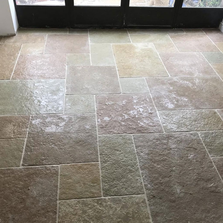 floor tiler