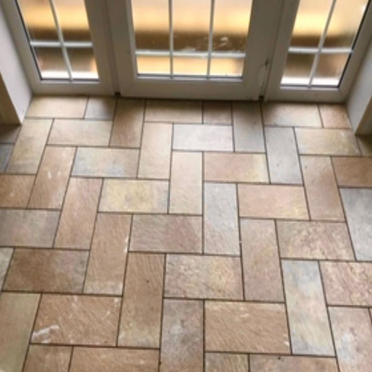 floor tiler